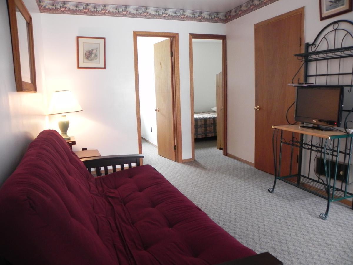 Lakeview Motel & Cottages ソーブル・ビーチ エクステリア 写真