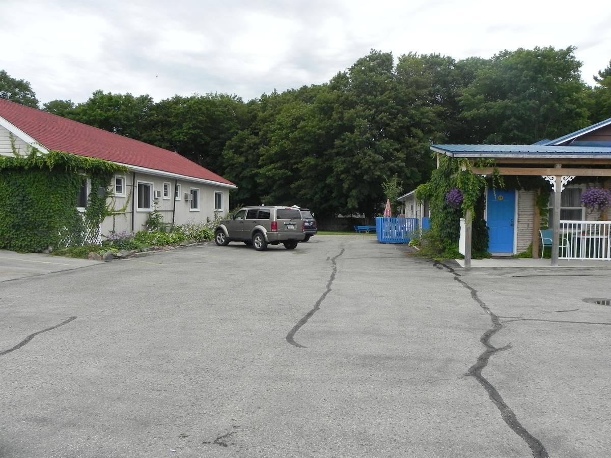Lakeview Motel & Cottages ソーブル・ビーチ エクステリア 写真