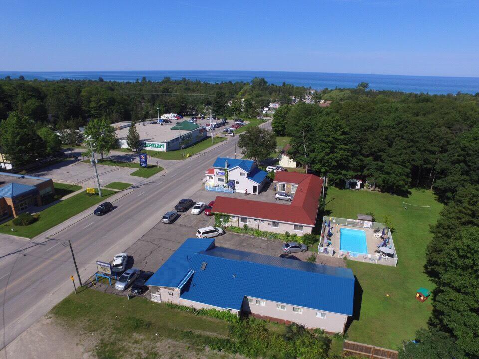 Lakeview Motel & Cottages ソーブル・ビーチ エクステリア 写真